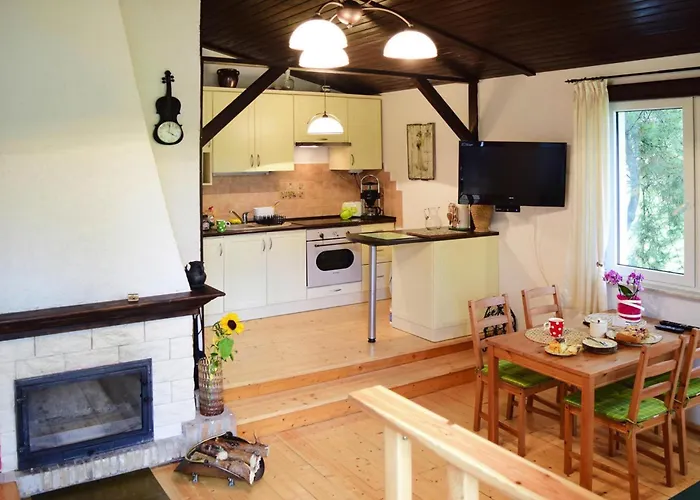 Casa de Férias Lakeside With Private Garden