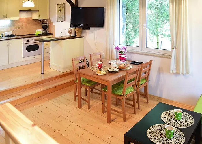 Lakeside With Private Garden *