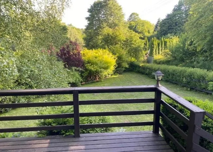 Lakeside With Private Garden Casa de Férias